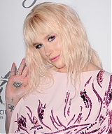 kesha-humane-society-of-the-united-states-to-the-rescue-gala-in-hollywood-5-7-2016-7.jpg