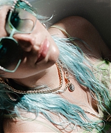 Kesha-pretty-connected-yin-yang-chain3.jpeg