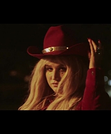 Kesha_-_Woman_28Official_Video29_ft__The_Dap-Kings_Horns-281080p29_040.jpg