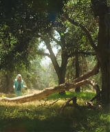 y2mate_com_-_Kesha__Learn_To_Let_Go_Official_Video_1080p_046.jpg