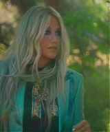 y2mate_com_-_Kesha__Learn_To_Let_Go_Official_Video_1080p_066.jpg
