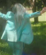 y2mate_com_-_Kesha__Learn_To_Let_Go_Official_Video_1080p_089.jpg