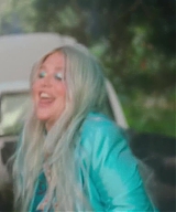 y2mate_com_-_Kesha__Learn_To_Let_Go_Official_Video_1080p_151.jpg