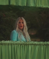 y2mate_com_-_Kesha__Learn_To_Let_Go_Official_Video_1080p_162.jpg