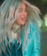 y2mate_com_-_Kesha__Learn_To_Let_Go_Official_Video_1080p_216.jpg