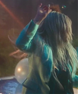 y2mate_com_-_Kesha__Learn_To_Let_Go_Official_Video_1080p_217.jpg