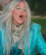 y2mate_com_-_Kesha__Learn_To_Let_Go_Official_Video_1080p_231.jpg