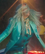 y2mate_com_-_Kesha__Learn_To_Let_Go_Official_Video_1080p_235.jpg