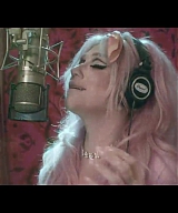 y2mate_com_-_Kesha__Rainbow_Official_Video_720p_207.jpg