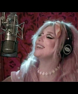 y2mate_com_-_Kesha__Rainbow_Official_Video_720p_237.jpg