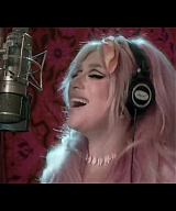 y2mate_com_-_Kesha__Rainbow_Official_Video_720p_240.jpg