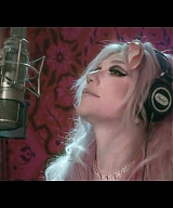 y2mate_com_-_Kesha__Rainbow_Official_Video_720p_251.jpg