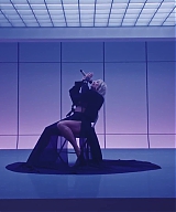 Kesha_-_Eat_The_Acid_28Live_Performance29___Vevo_078.jpg