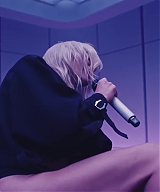 Kesha_-_Eat_The_Acid_28Live_Performance29___Vevo_211.jpg