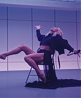 Kesha_-_Eat_The_Acid_28Live_Performance29___Vevo_370.jpg
