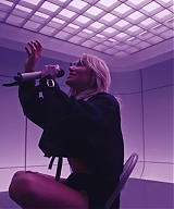 Kesha_-_Eat_The_Acid_28Live_Performance29___Vevo_431.jpg