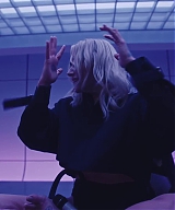 Kesha_-_Eat_The_Acid_28Live_Performance29___Vevo_459.jpg