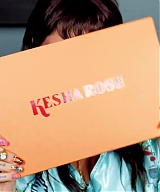 Kesha_Rose_Beauty_113.jpg